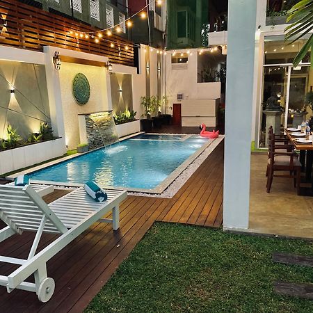 8 Plus Luxury Apartments Negombo Eksteriør billede