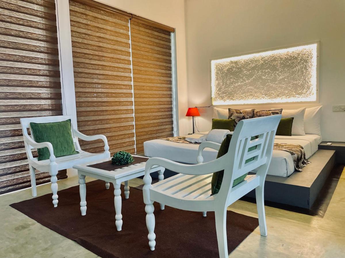 8 Plus Luxury Apartments Negombo Eksteriør billede