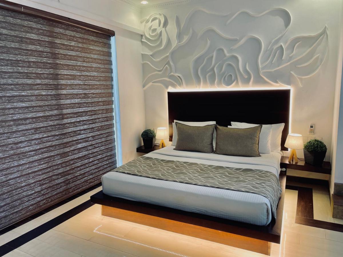 8 Plus Luxury Apartments Negombo Eksteriør billede