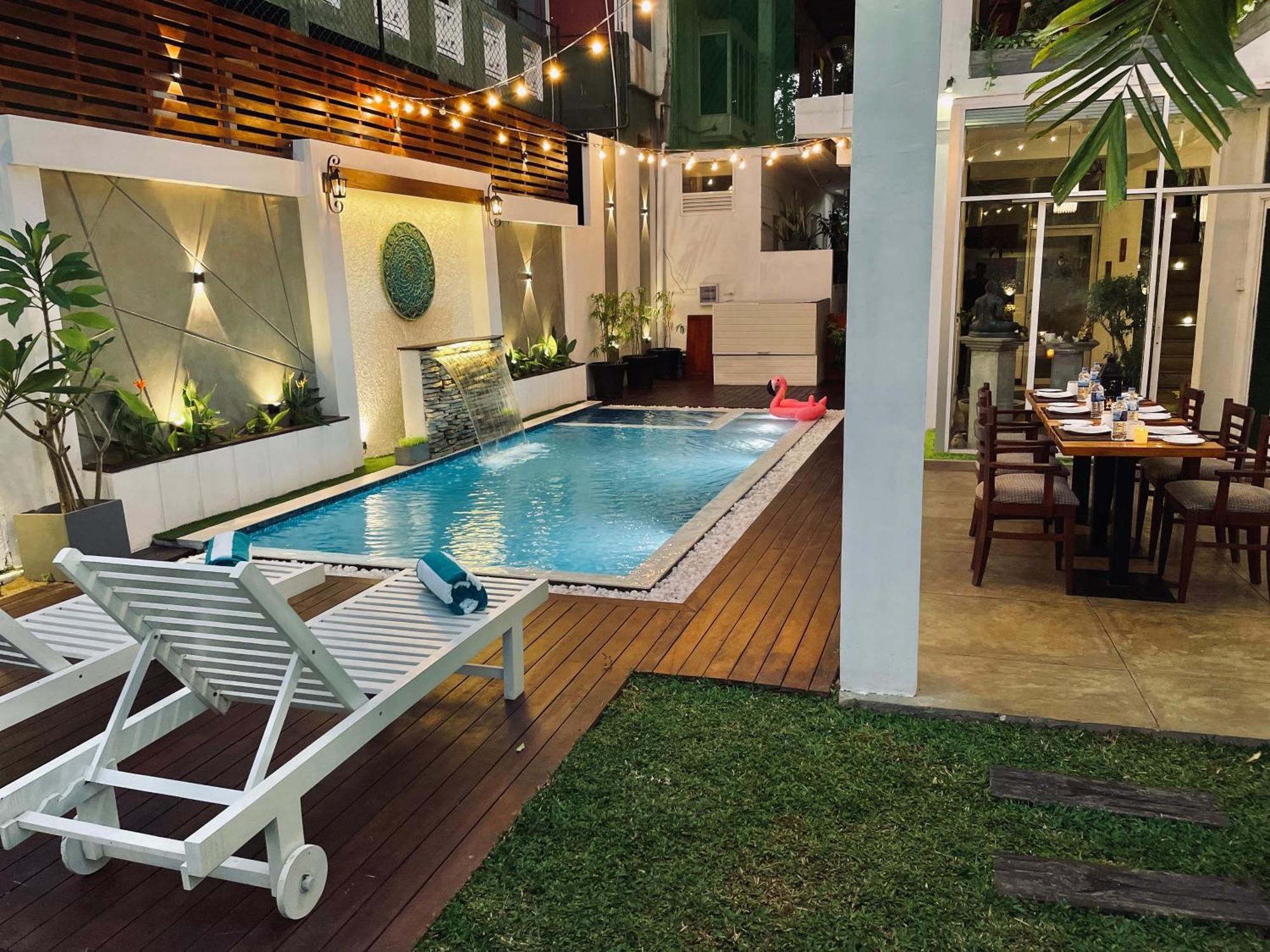 8 Plus Luxury Apartments Negombo Eksteriør billede