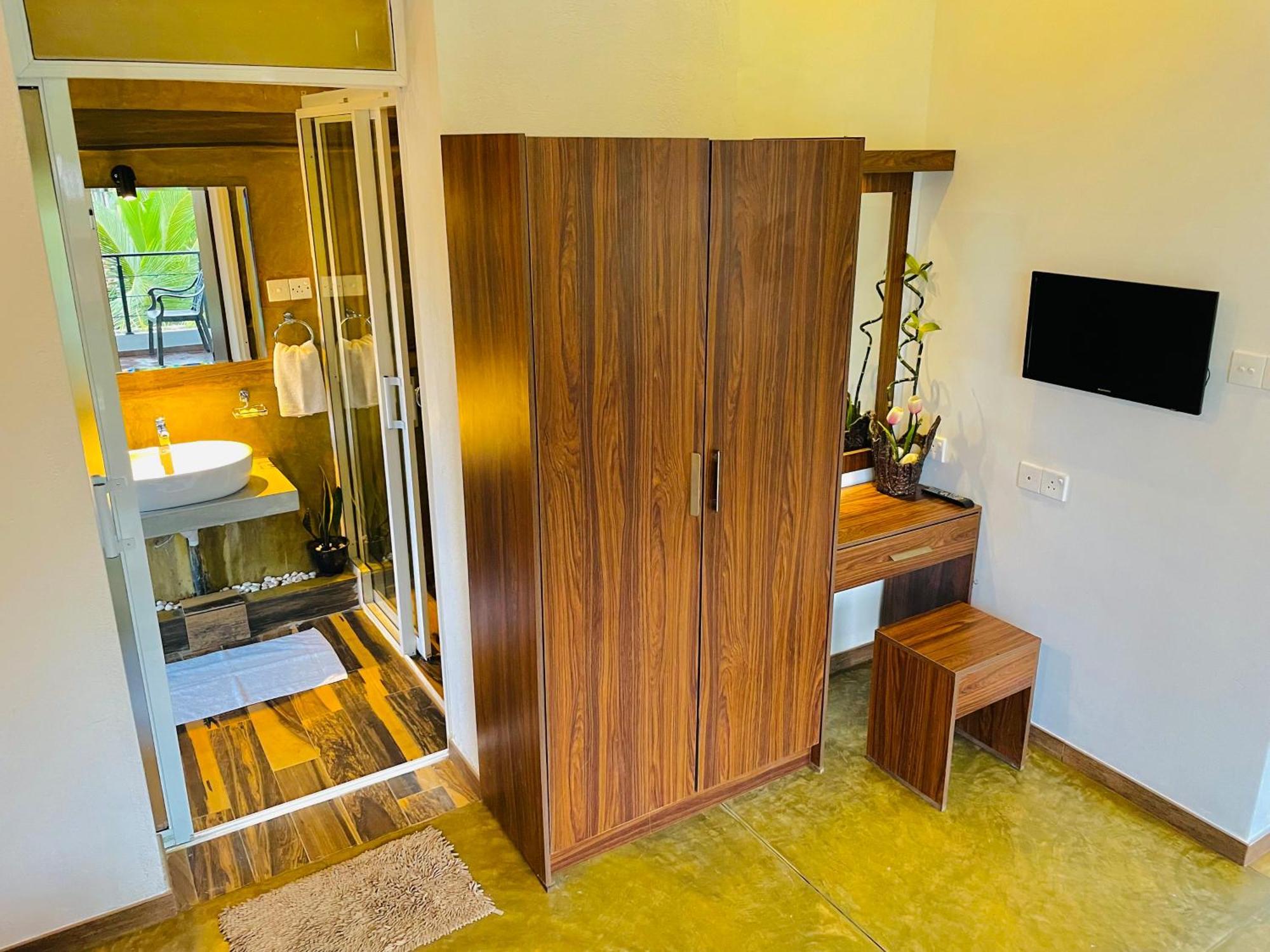 8 Plus Luxury Apartments Negombo Eksteriør billede