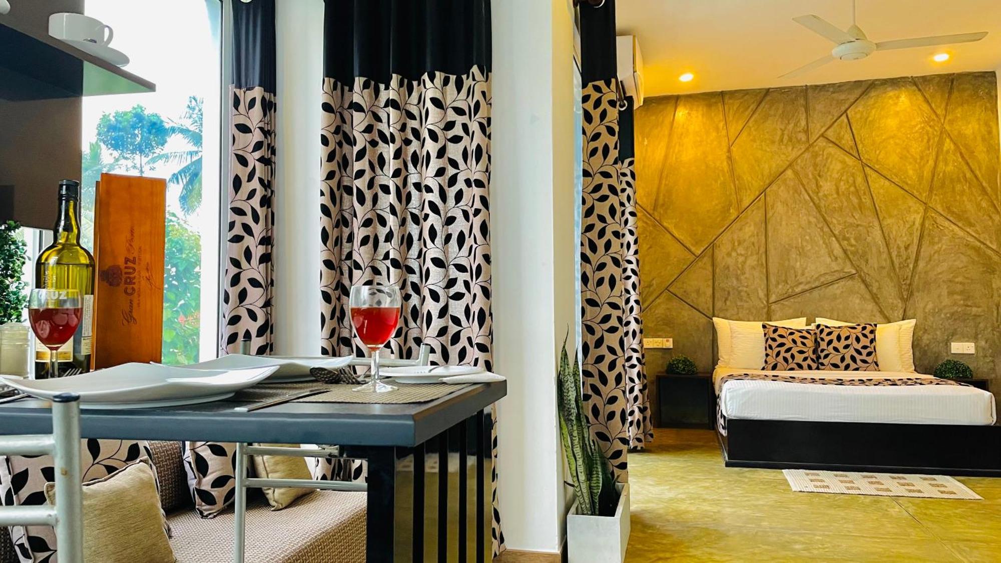 8 Plus Luxury Apartments Negombo Eksteriør billede