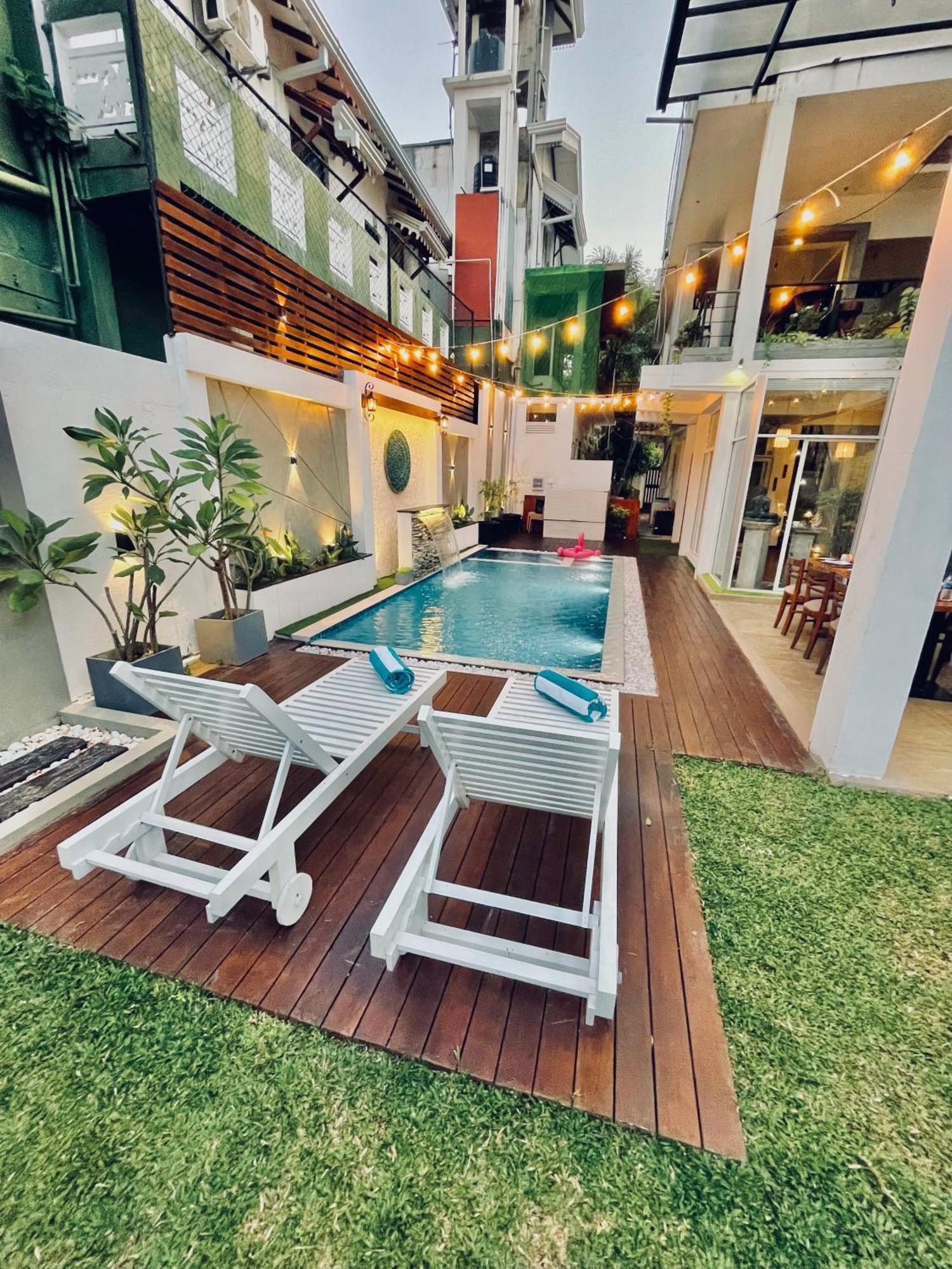 8 Plus Luxury Apartments Negombo Eksteriør billede